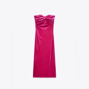 Zara - Fuchsia Velvet sweetheart neck dress.